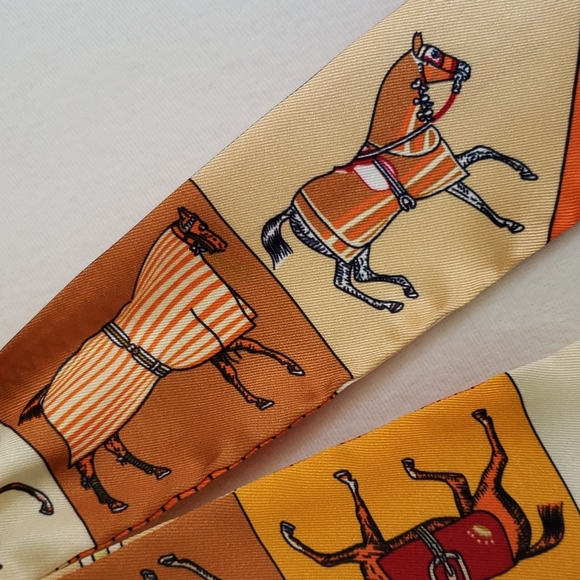 * Horse Skinny Scarf Horse Purse Scarf Western Accessory Equestrian Caballo - Picture 8 of 9